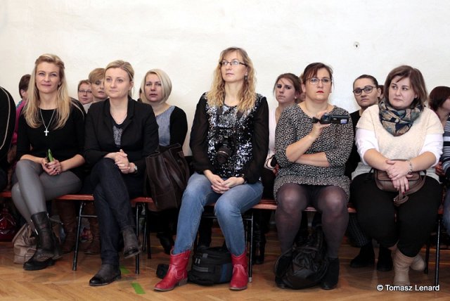 2016-11-10-120000-Canon EOS 700D